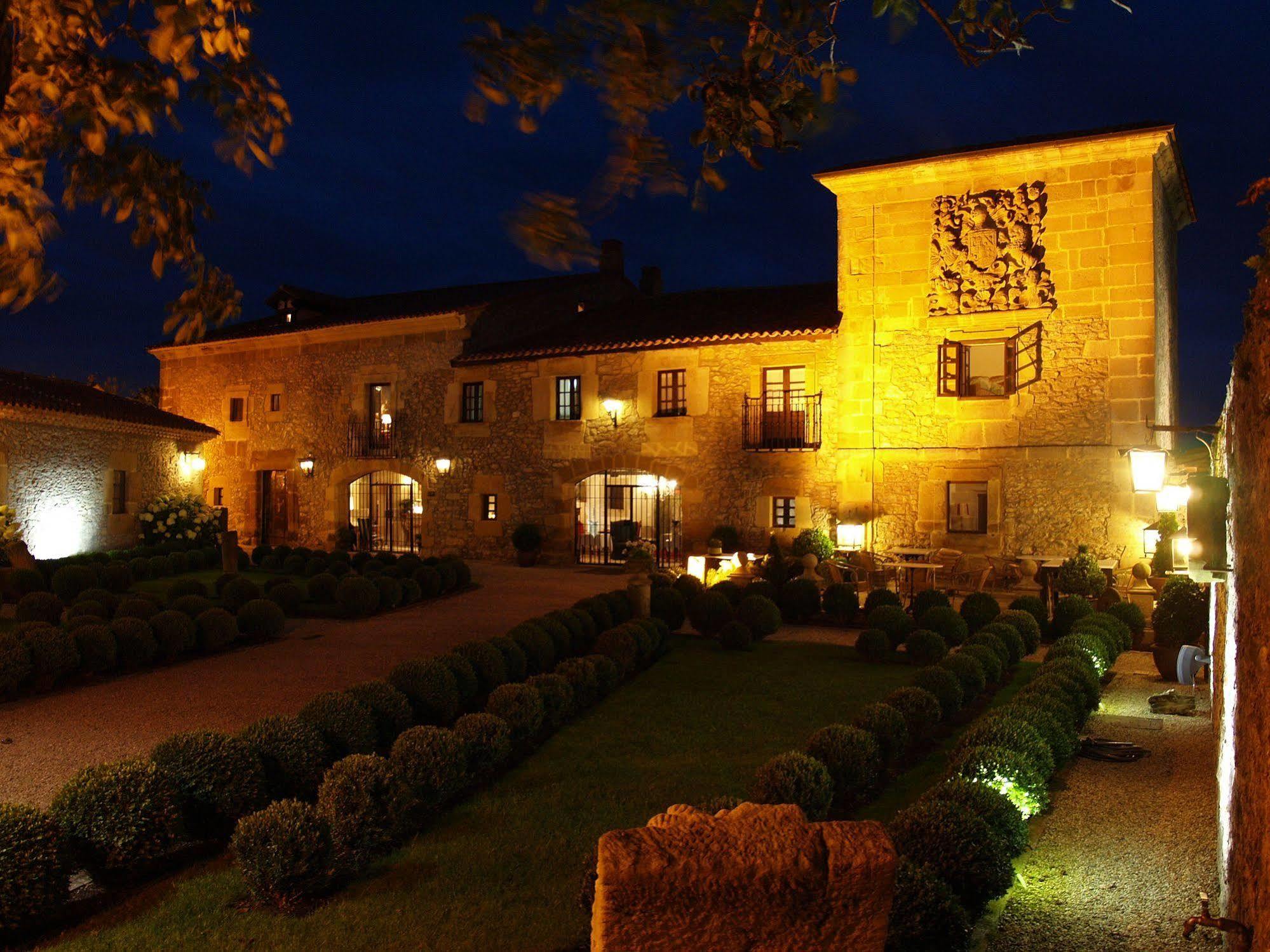 Hotel Palacio De La Pena Cantabria Ахо Екстериор снимка