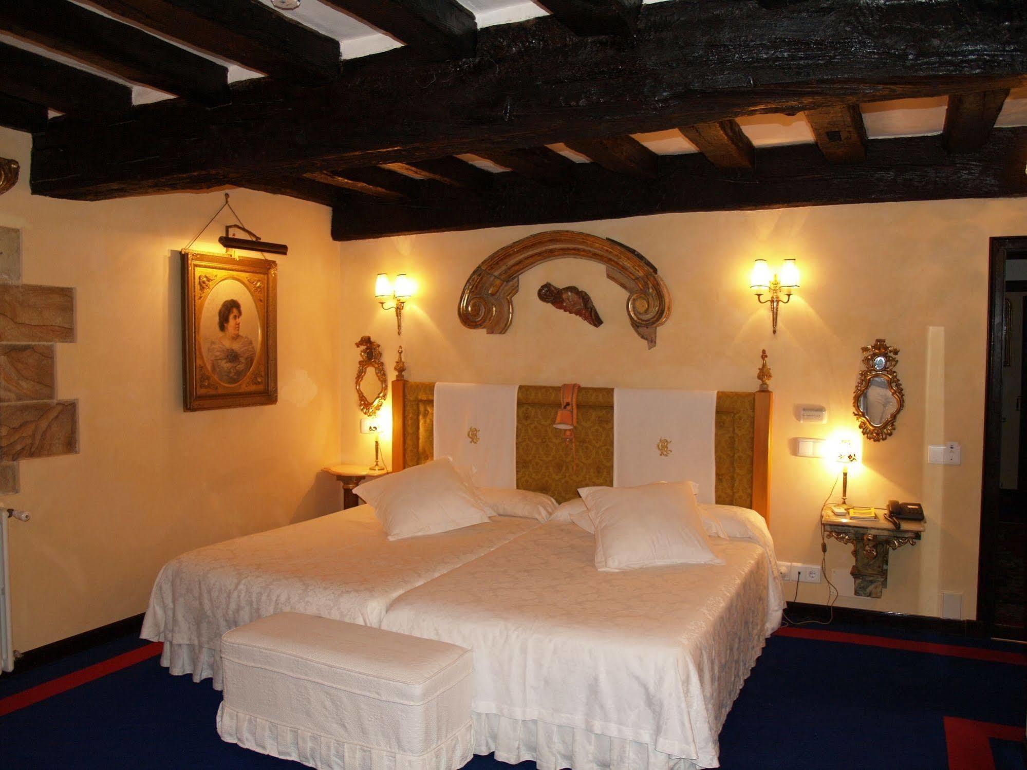 Hotel Palacio De La Pena Cantabria Ахо Екстериор снимка