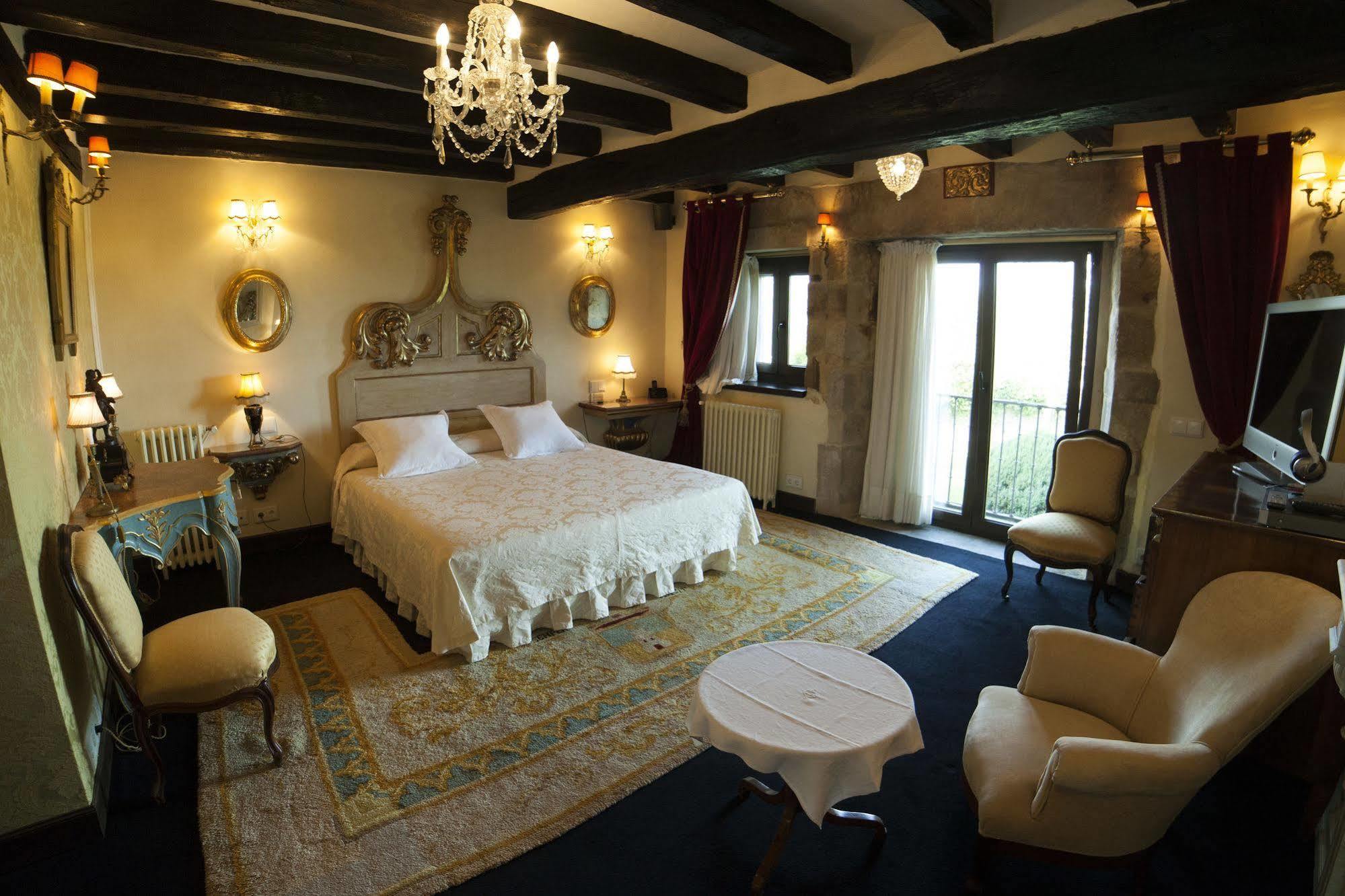 Hotel Palacio De La Pena Cantabria Ахо Екстериор снимка