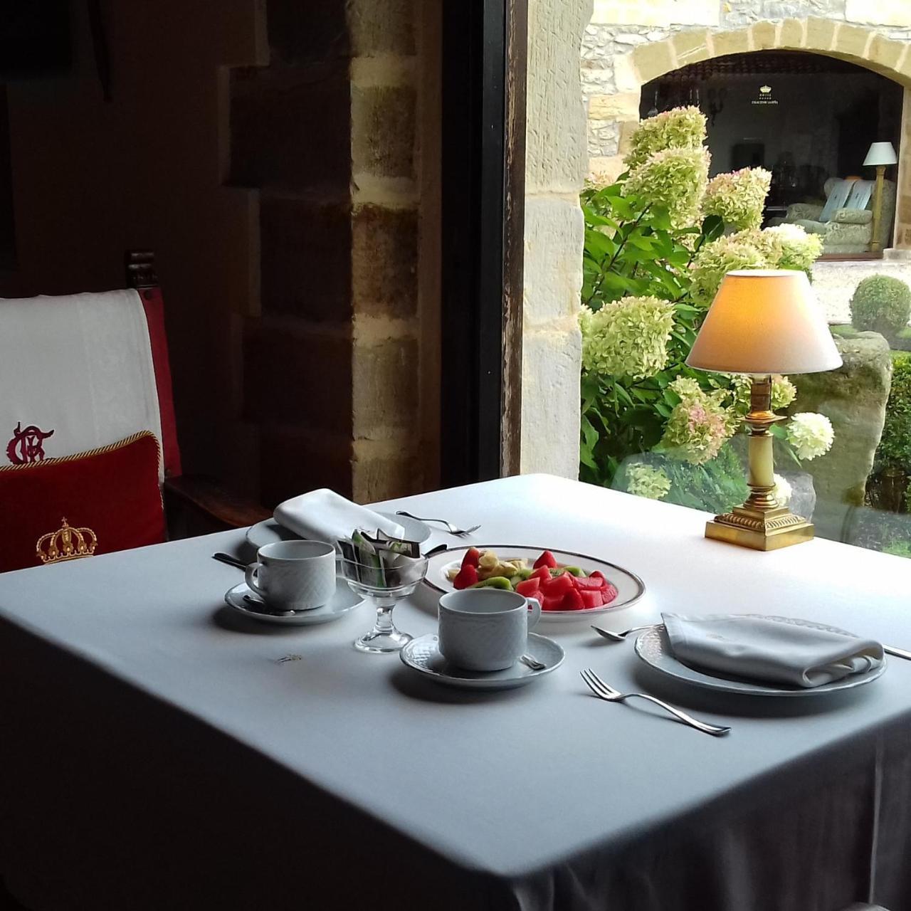 Hotel Palacio De La Pena Cantabria Ахо Екстериор снимка